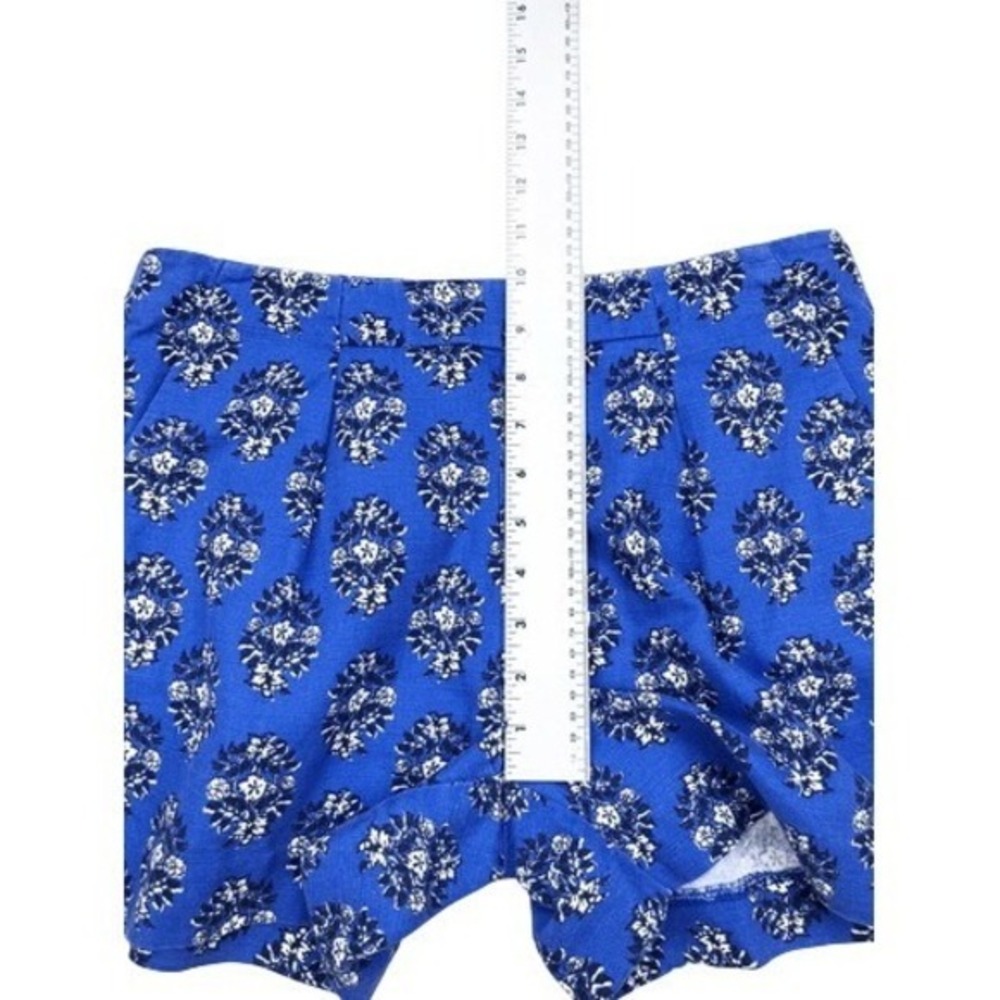 Madewell Mid Rise Pleated Deck Shorts Blue Floral Woodcut Size 2 - Picture 4 of 8